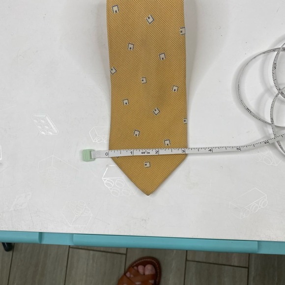 Vintage Fendi Gold With White Blue Square Print 100% Silk Neck Tie - Picture 5 of 5